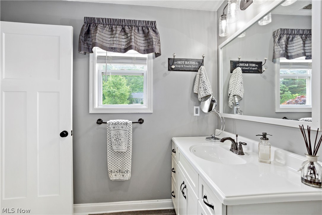 1185 Proctor Road Akron, OH 44306 - Photo 16 of 35