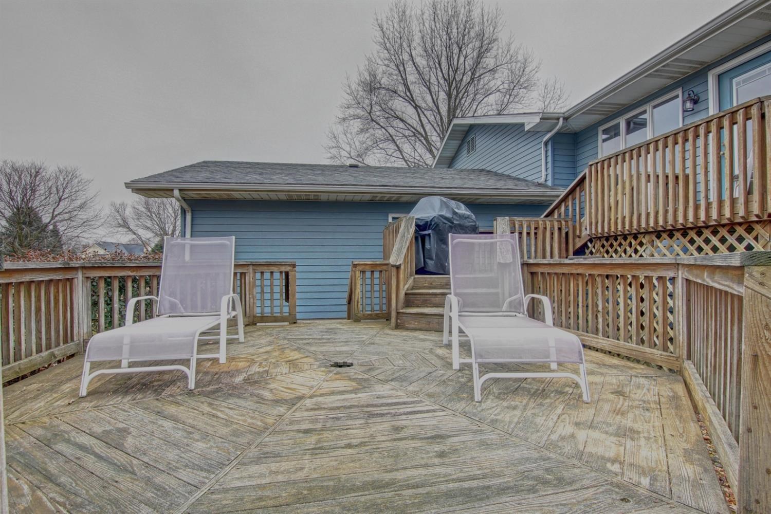 8956 22nd Street Southwest Demotte, IN 46310 - Photo 20 of 21 1500x1000