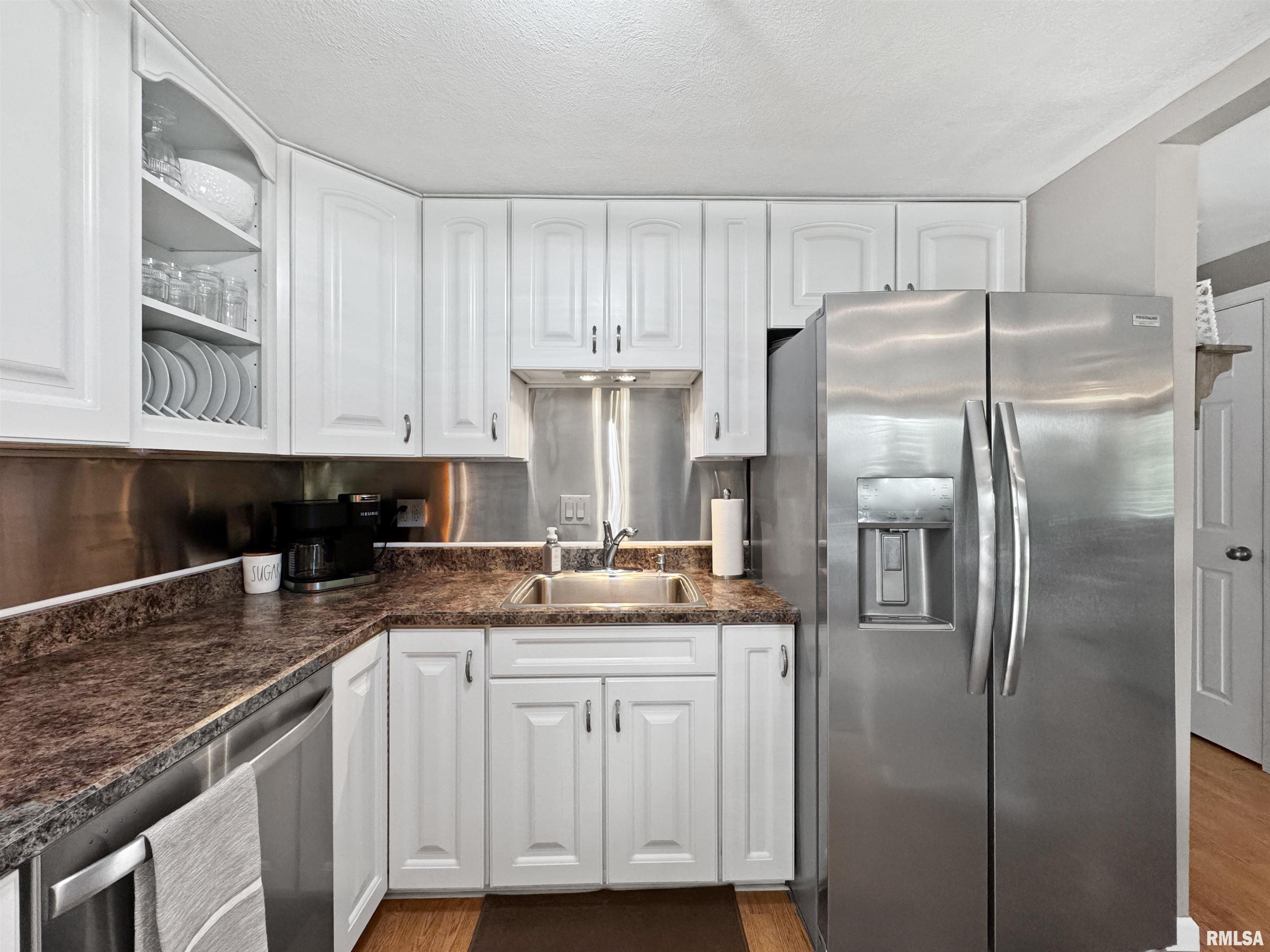 200 Kickapoo Drive East Peoria, IL 61611 - Photo 12 of 46