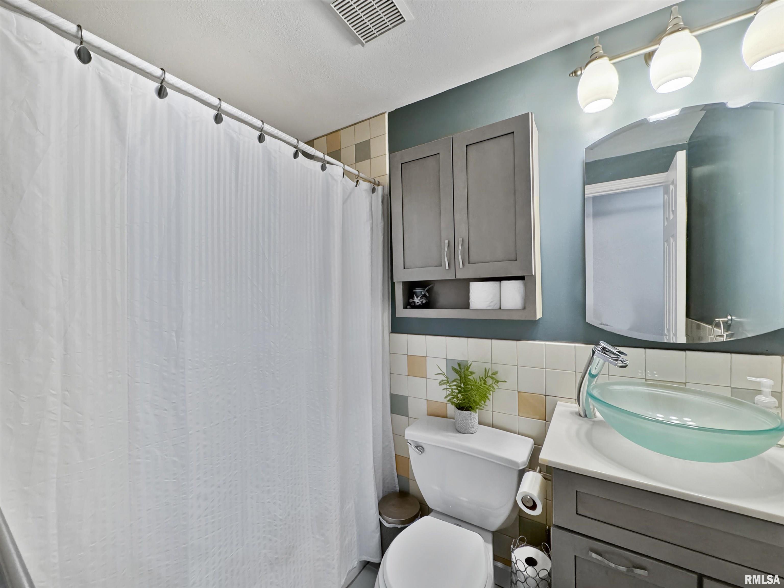 200 Kickapoo Drive East Peoria, IL 61611 - Photo 22 of 46