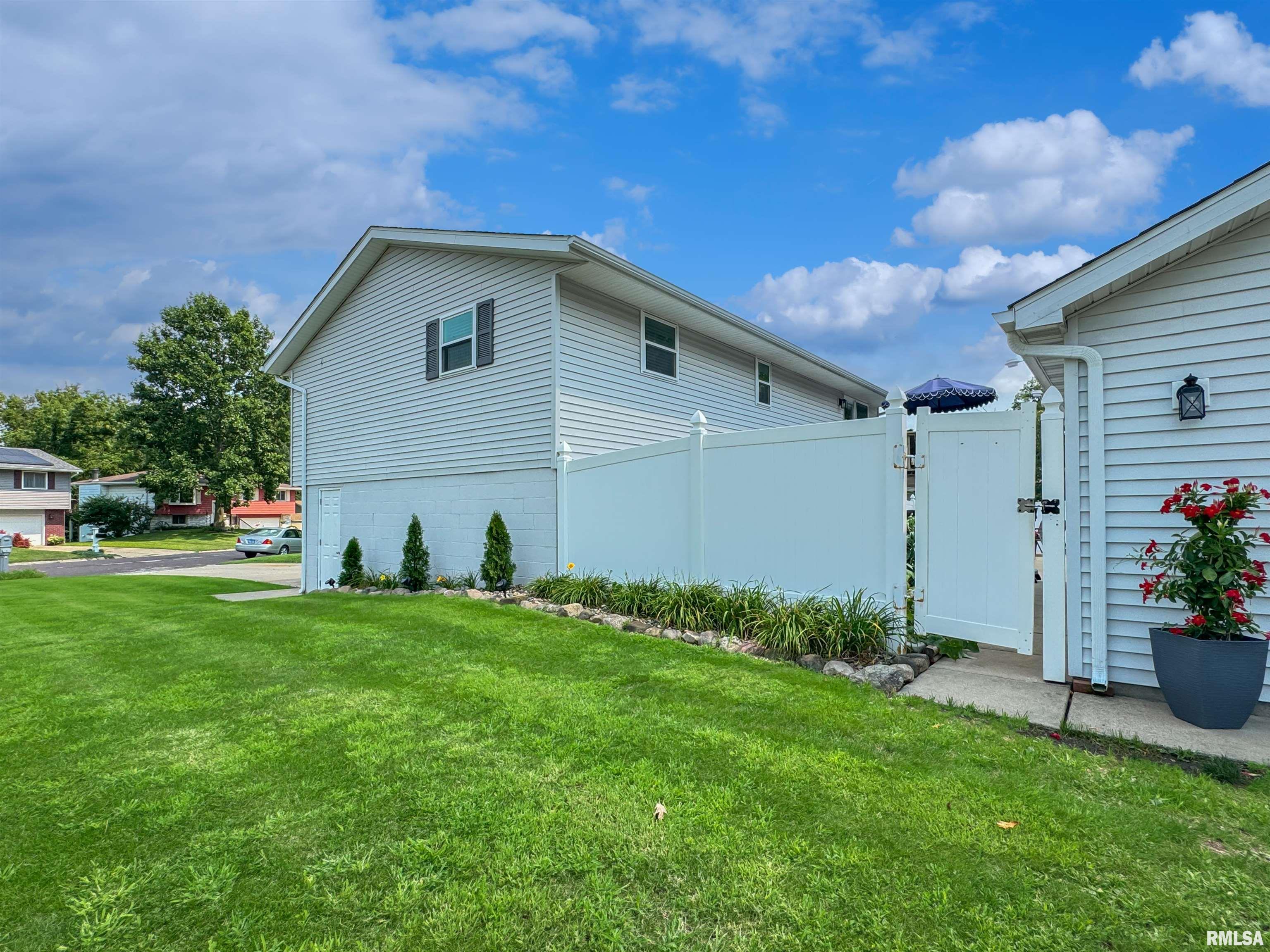 200 Kickapoo Drive East Peoria, IL 61611 - Photo 31 of 46