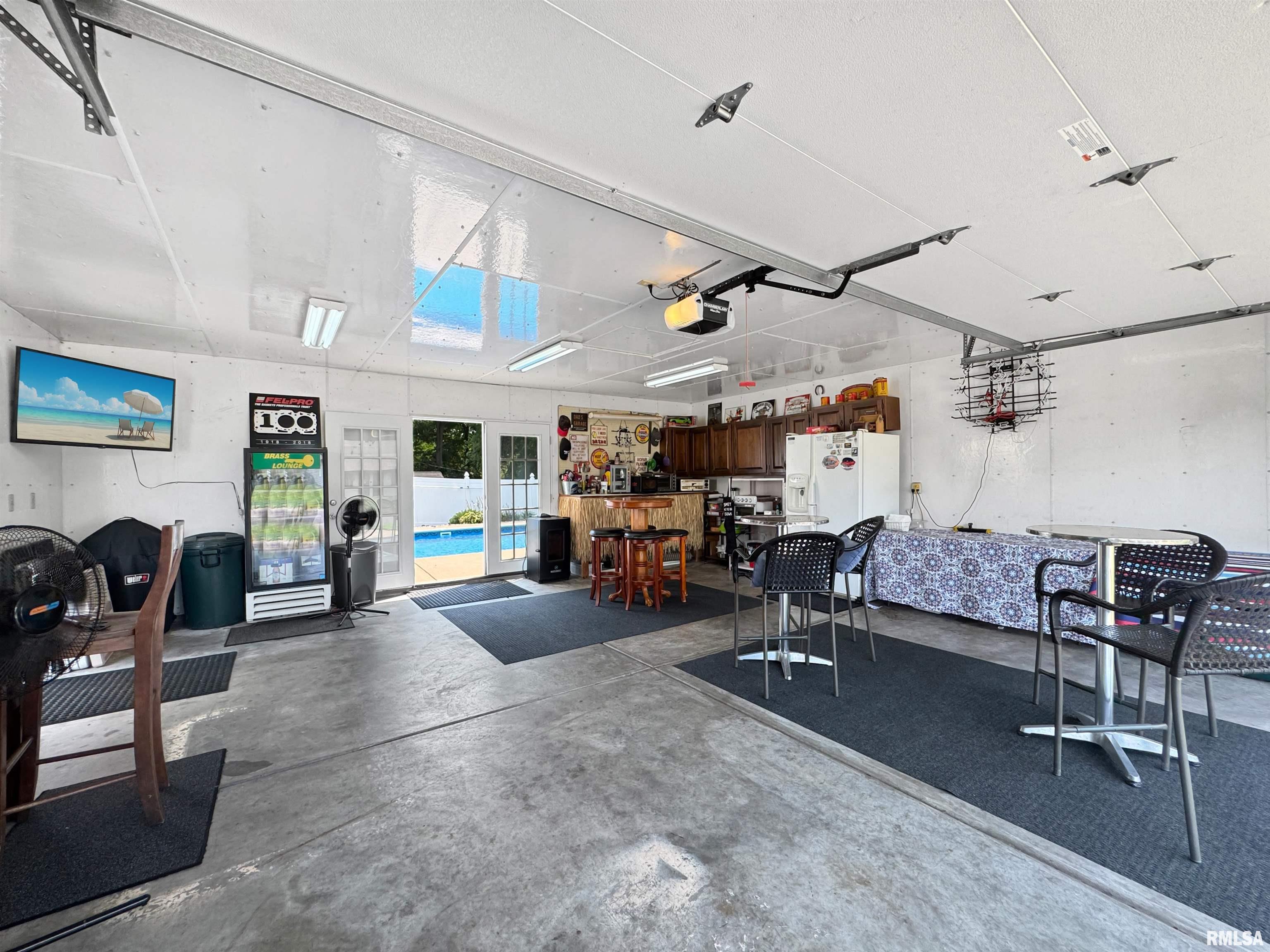 200 Kickapoo Drive East Peoria, IL 61611 - Photo 36 of 46