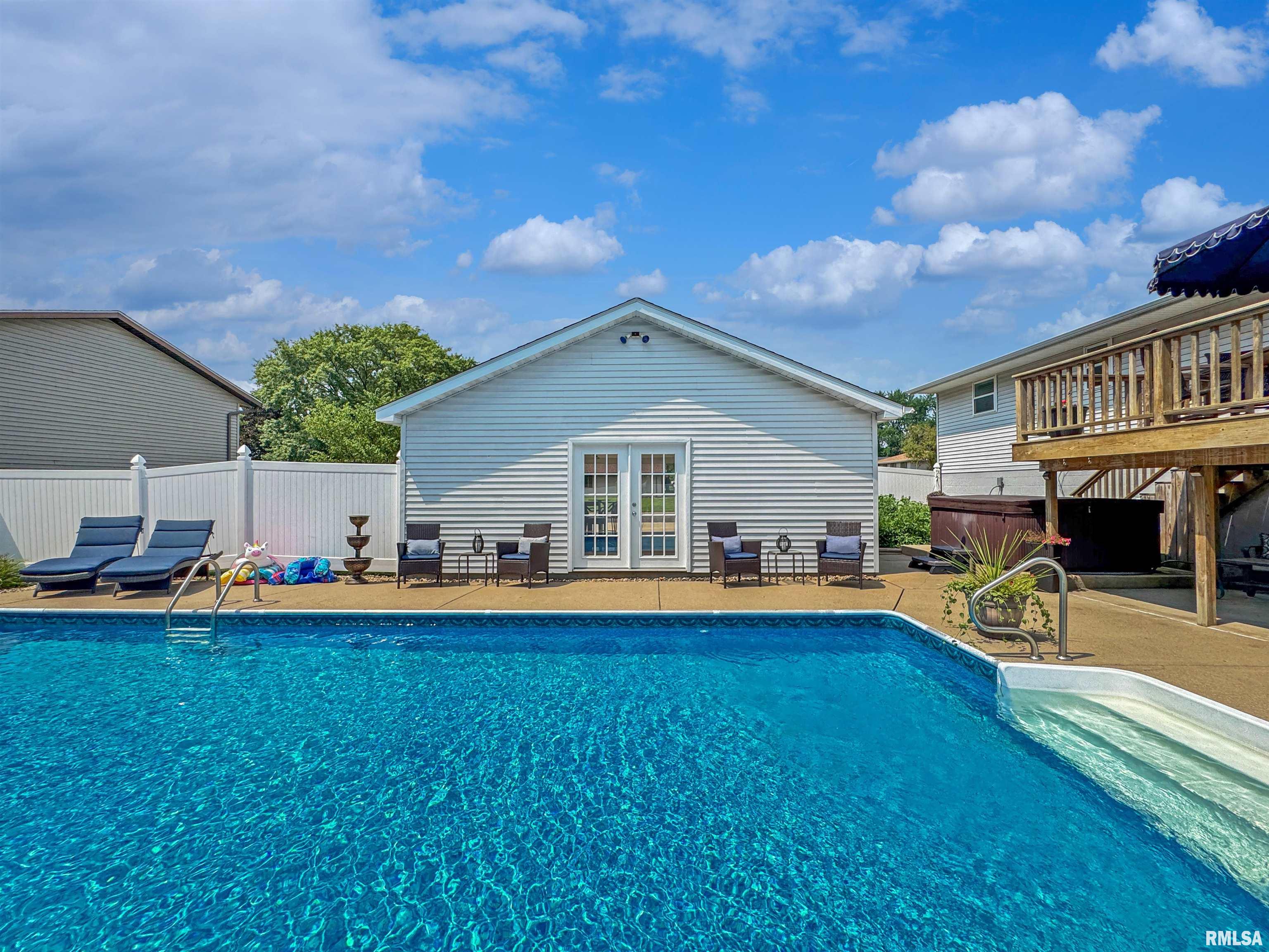 200 Kickapoo Drive East Peoria, IL 61611 - Photo 42 of 46