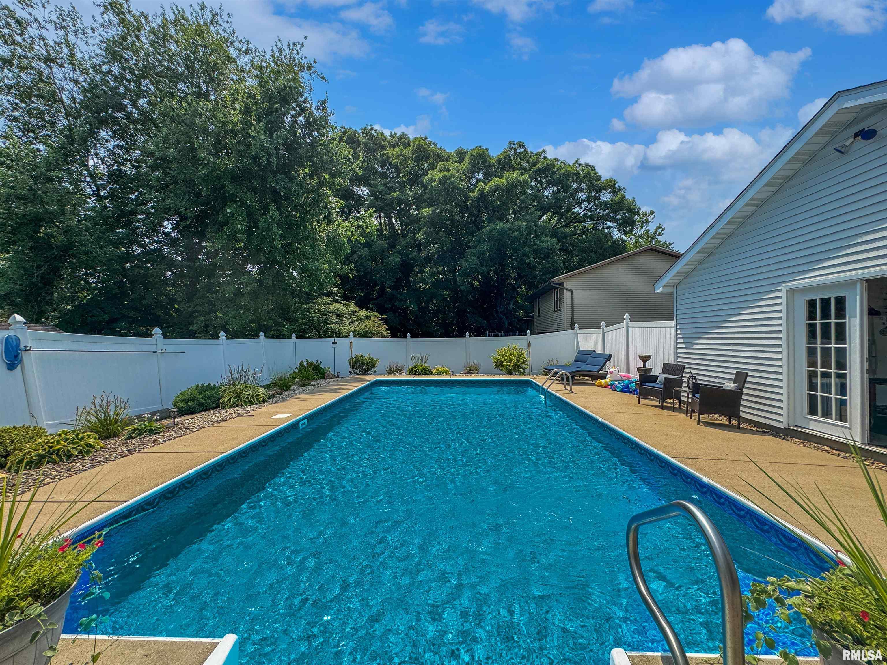 200 Kickapoo Drive East Peoria, IL 61611 - Photo 43 of 46