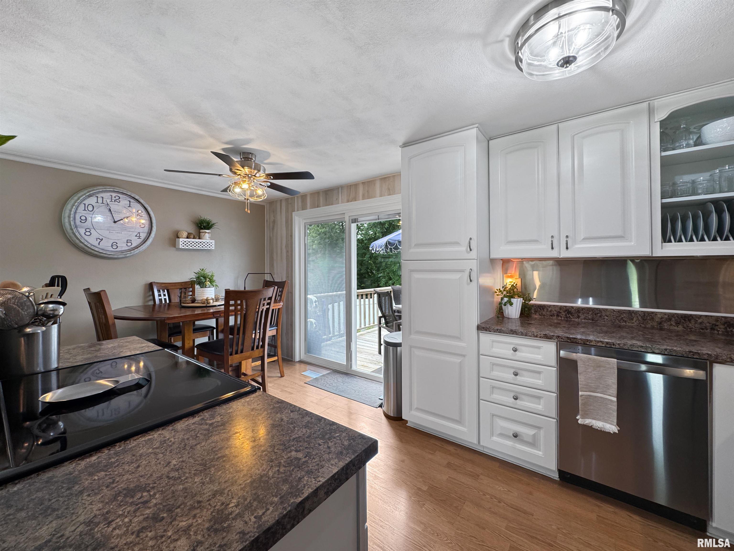 200 Kickapoo Drive East Peoria, IL 61611 - Photo 10 of 46