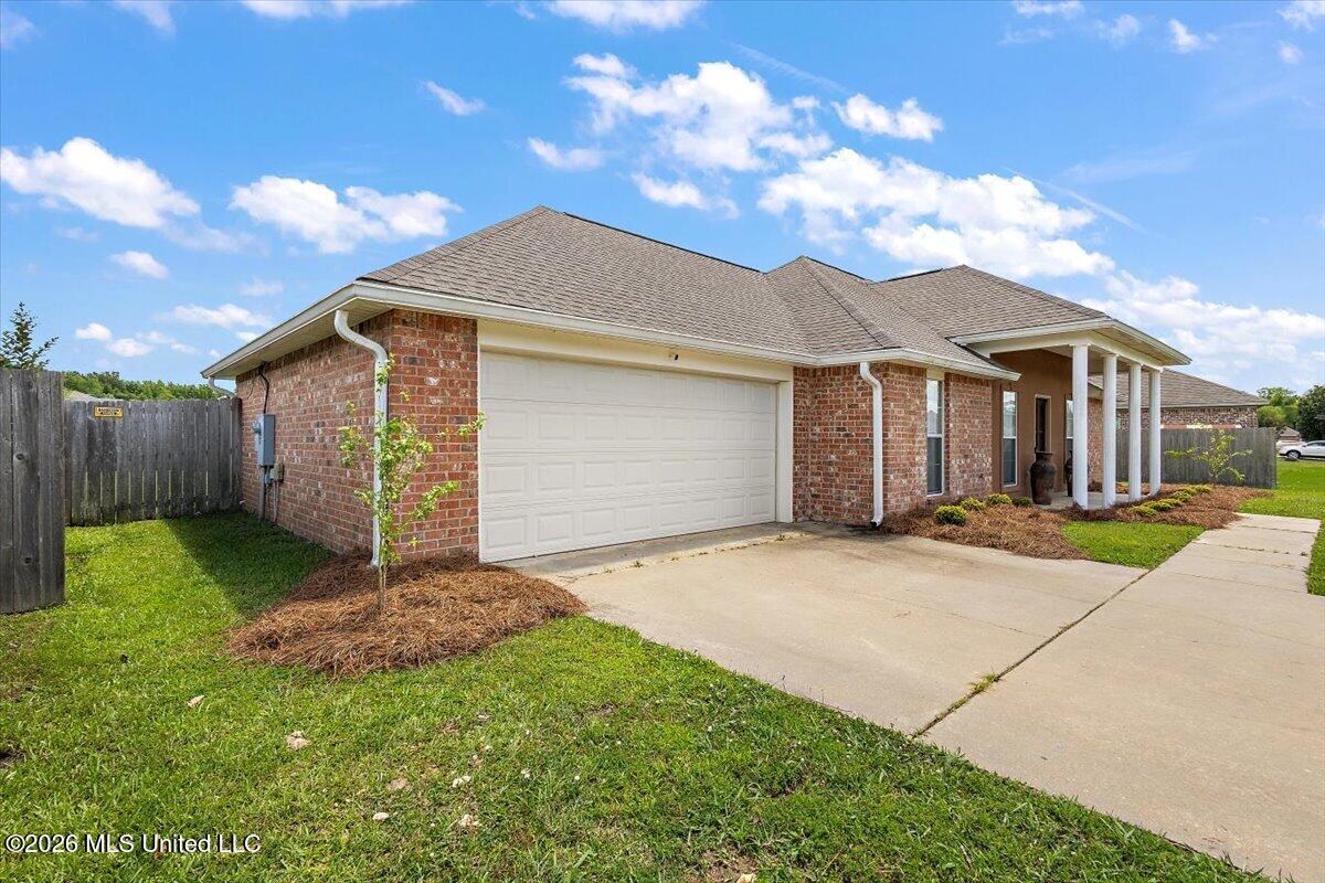 187 Cedar Spring Circle Pearl, MS 39208 - Photo 2 of 25 02-HTP_5346
