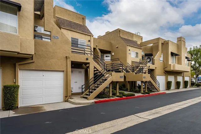 $3,300 | 27805 Jade, Unit 30, Mission Viejo, CA 92691