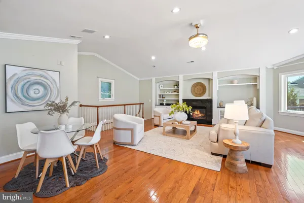 $1,099,000 | 6036 Armstrong Court, Alexandria, VA 22315