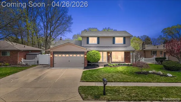 $340,000 | 32080 Sherwood Lane, Fraser, MI 48026