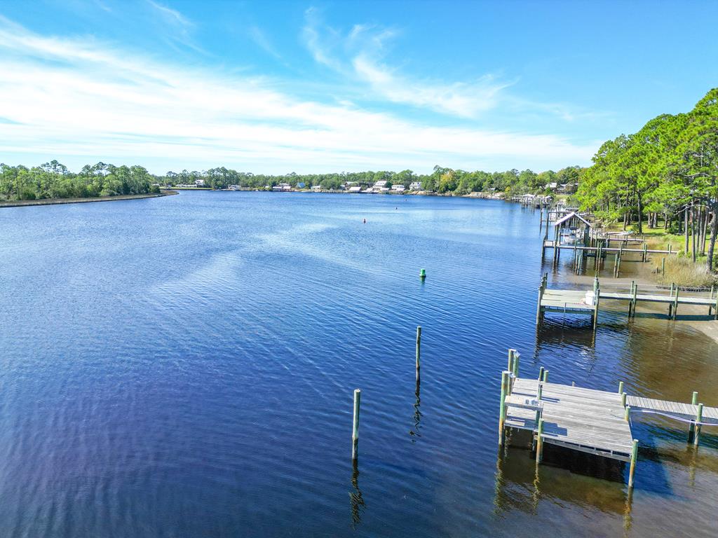 425 River Road Carrabelle, FL 32322 - Photo 7 of 35