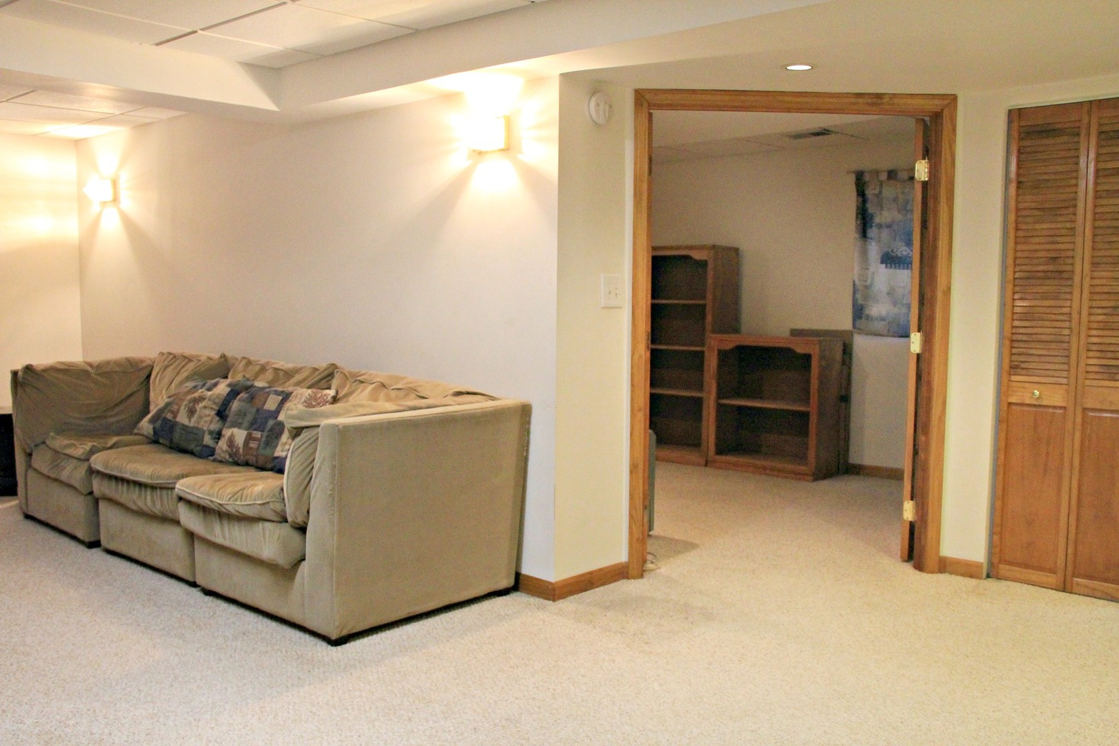 1316 Giese Road Batavia, IL 60510 - Photo 21 of 28 a living room with furniture and a walk in closet