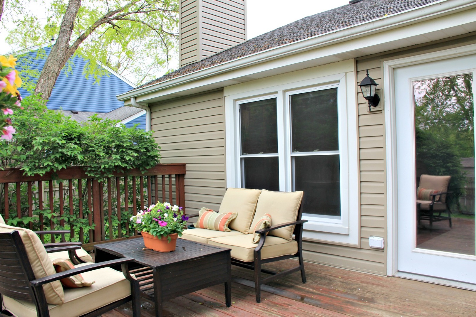 1316 Giese Road Batavia, IL 60510 - Photo 23 of 28 a outdoor space with a patio