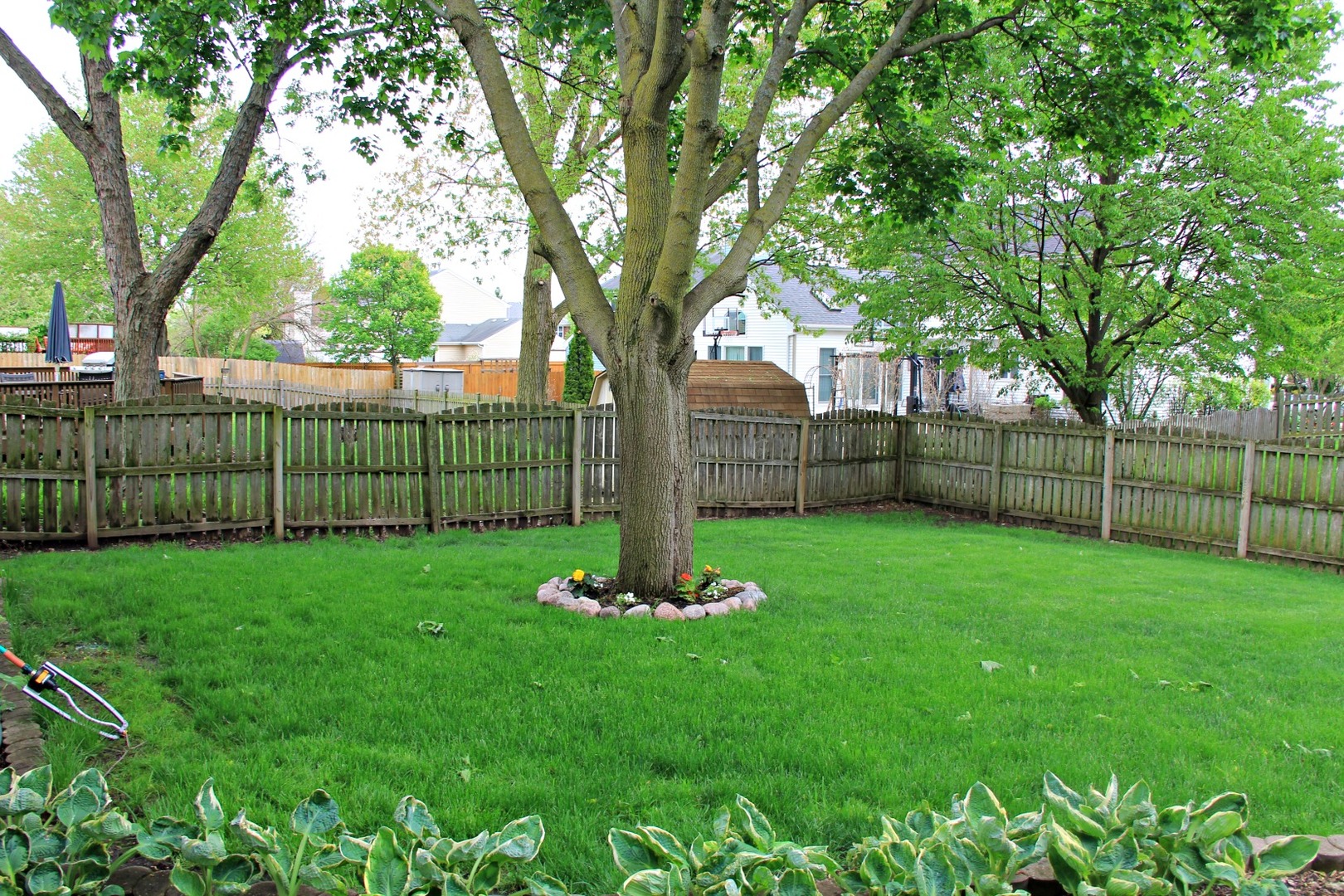 1316 Giese Road Batavia, IL 60510 - Photo 26 of 28 a view of a garden