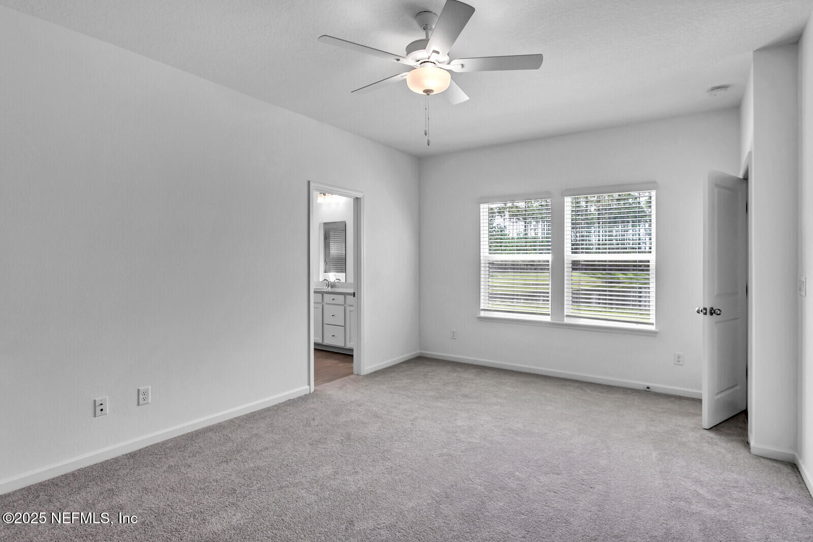 220 White Rabbit Street St. Augustine, FL 32092 - Photo 15 of 44 35805337_25_IMG_2131_mls