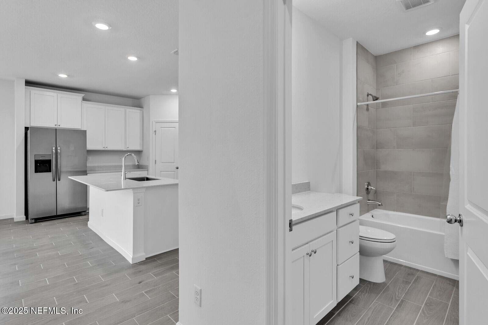 220 White Rabbit Street St. Augustine, FL 32092 - Photo 18 of 44 35805321_10_IMG_2086_mls