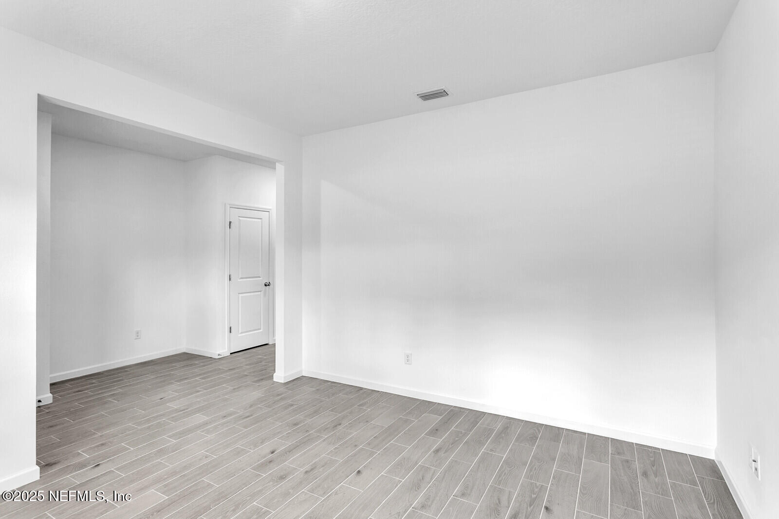 220 White Rabbit Street St. Augustine, FL 32092 - Photo 4 of 44 35805315_04_IMG_2068_mls