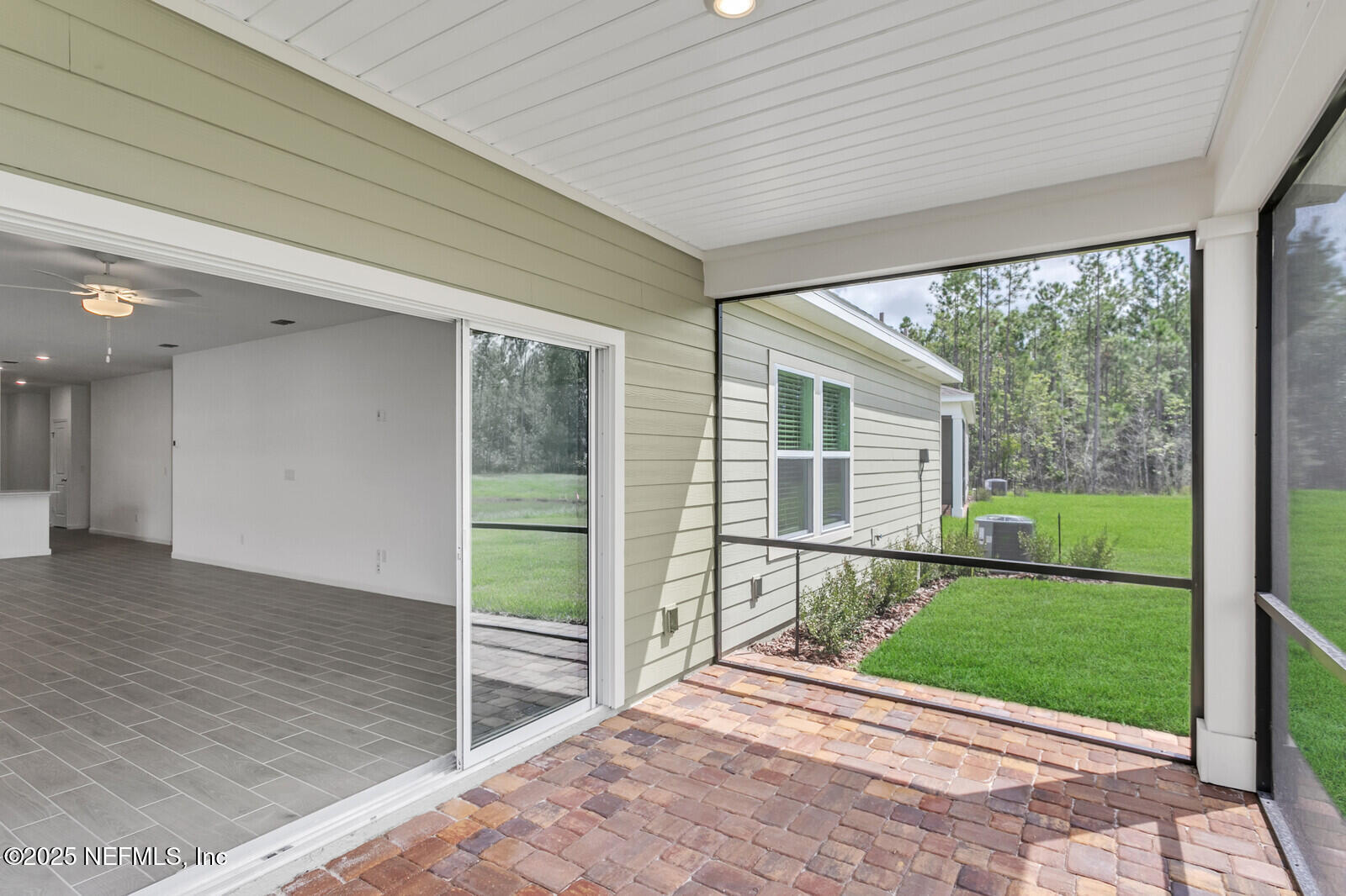 220 White Rabbit Street St. Augustine, FL 32092 - Photo 10 of 44 35805340_29_IMG_2110_(1)_mls