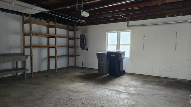 $304,900 | 2902 South 124th Street, West Allis, WI 53227