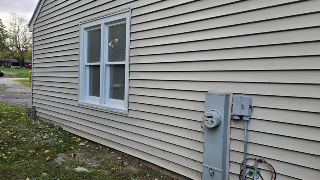 $304,900 | 2902 South 124th Street, West Allis, WI 53227