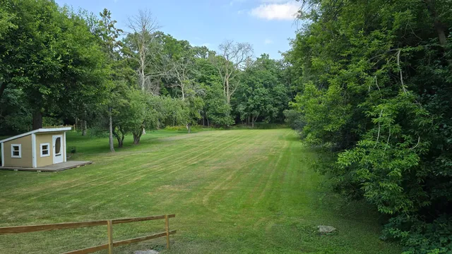 $304,900 | 2902 South 124th Street, West Allis, WI 53227