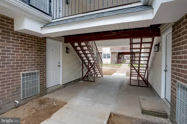 $2,000 | 20-2 Florence Tollgate, Florence, NJ 08518