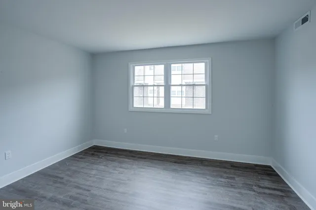 $2,000 | 20-2 Florence Tollgate, Florence, NJ 08518