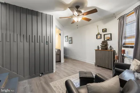 $240,000 | 524 North Clayton Street, Wilmington, DE 19805
