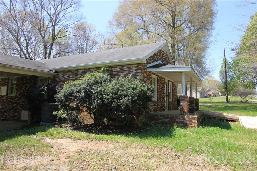 3438 Orchard Road Iron Station, NC 28080 - Photo 8 of 26 Gallery Image 8
