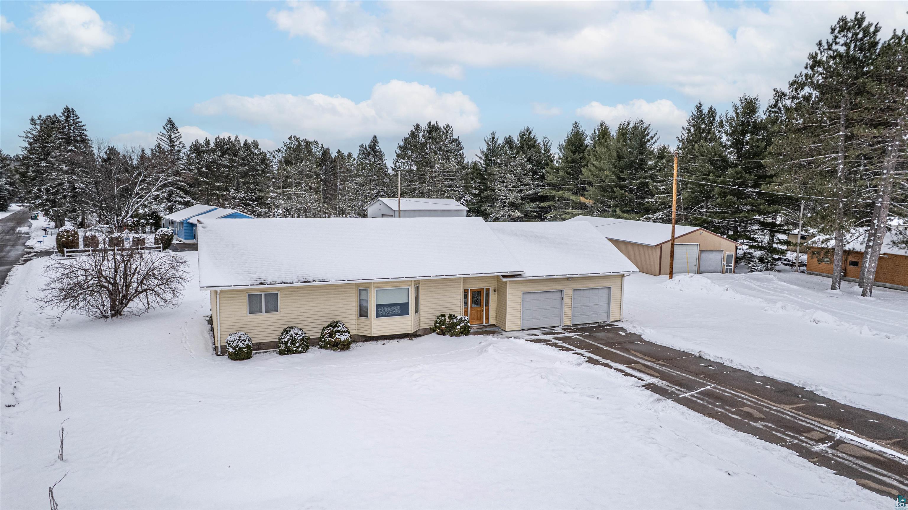 1580 Olsonville Road Carlton, MN 55718 - Photo 24 of 30 View of front of home