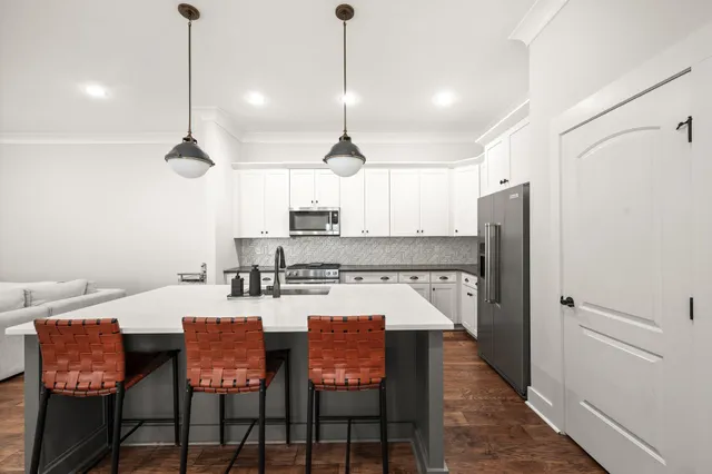 $1,000,000 | 4306 Dakota Avenue, Unit A, Nashville, TN 37209