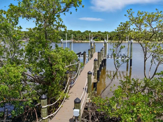 $795,000 | Keewaydin, Naples, FL 34113