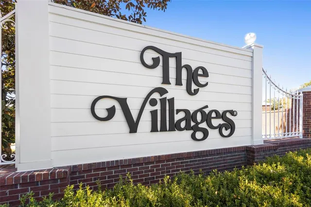 $435,000 | 7177 Southeast 172nd Hazelwood Loop, The Villages, FL 32162