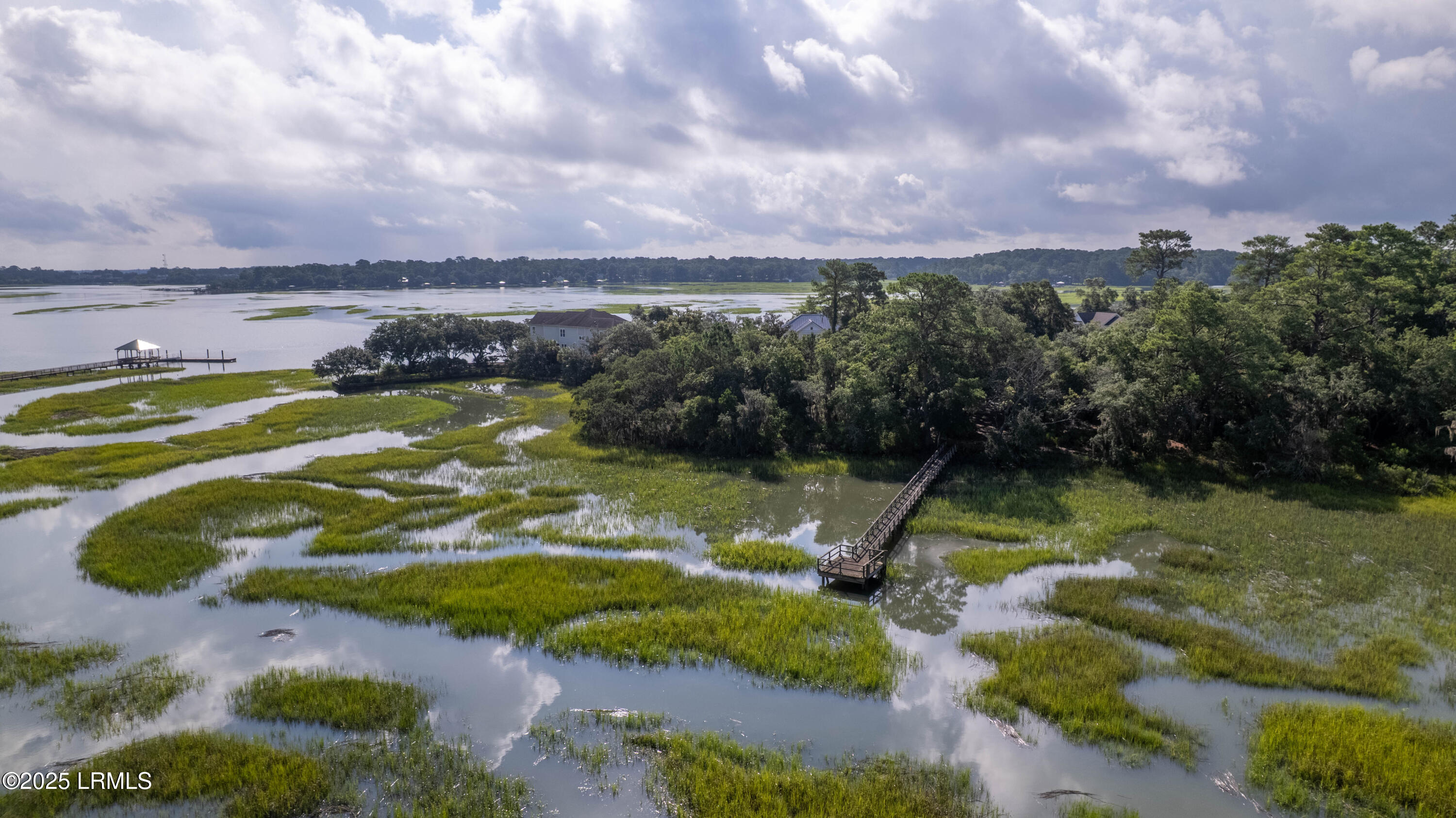 56 Anchorage Way Beaufort, SC 29902 - Photo 3 of 16 48 & 56 High Tide (4 of 1)