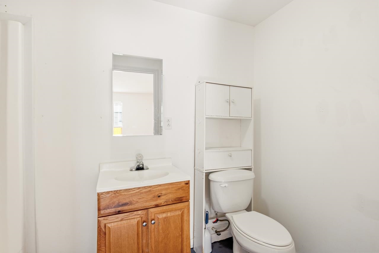979 Lakeview Point Road Quincy, FL 32351 - Photo 15 of 42 Gallery Image 15