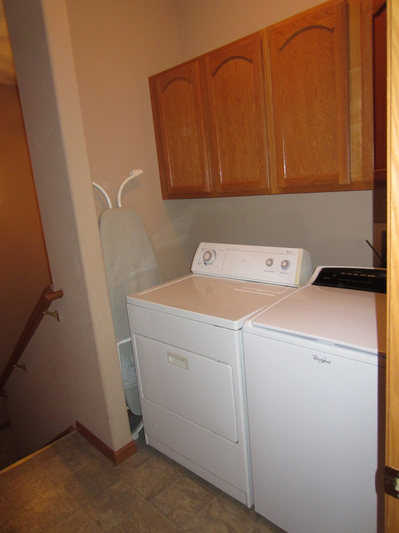 404 Forrest Lane, Unit 404 Genoa, IL 60135 - Photo 15 of 17 Gallery Image 15