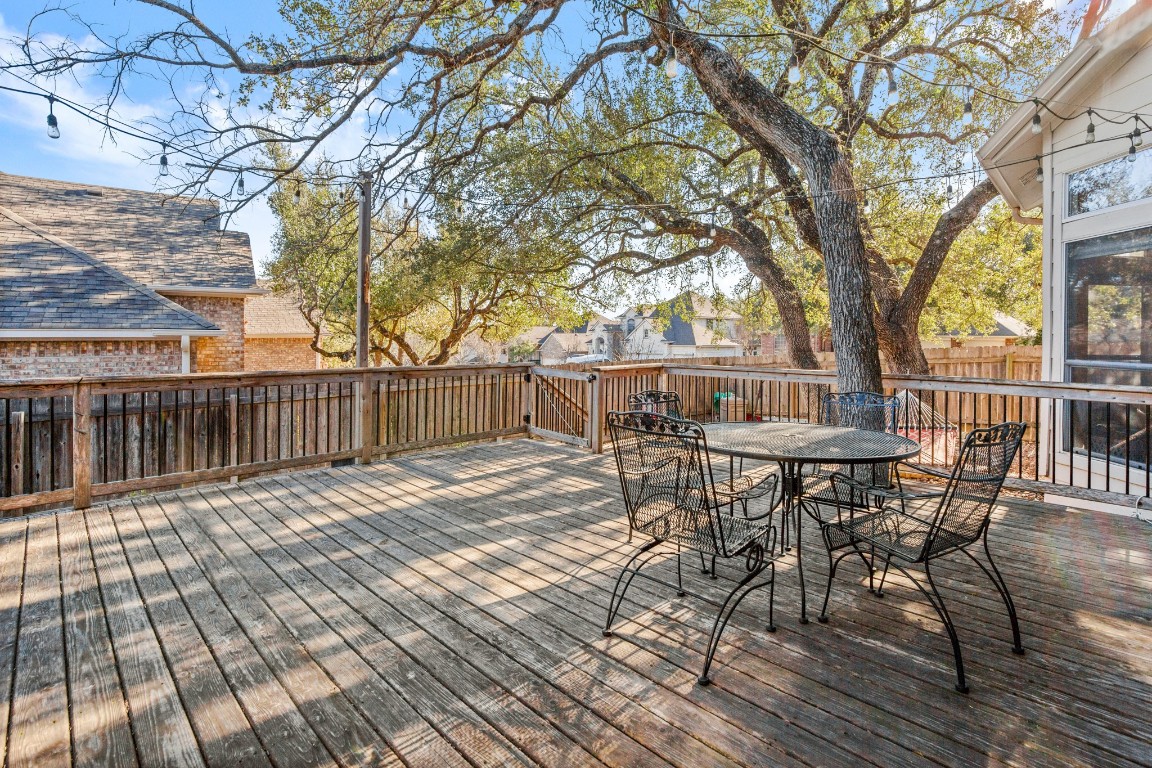 8021 Tahoe Parke Circle Austin, TX 78726 - Photo 31 of 33 a view of a patio on the roof deck