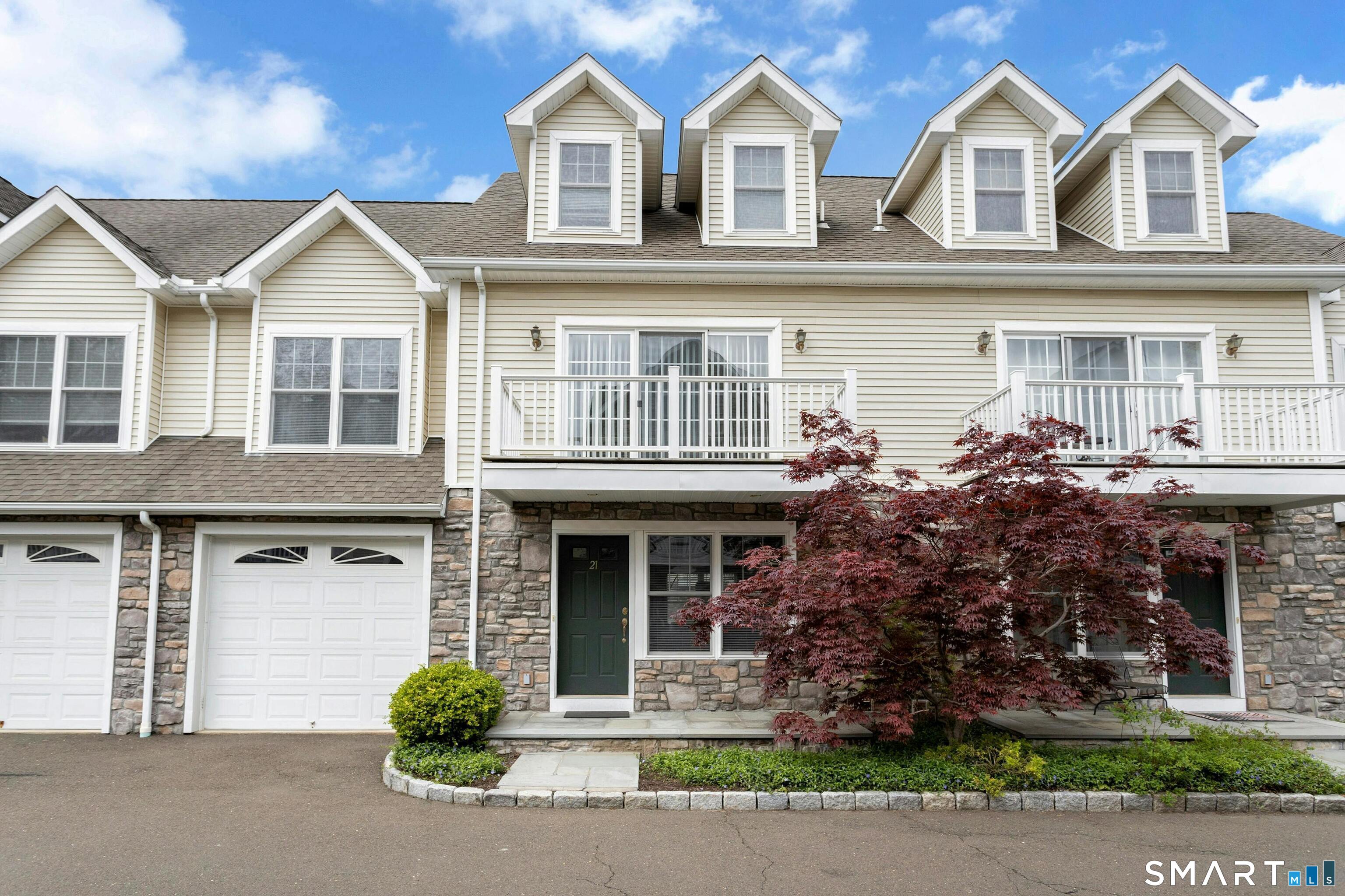 39 Maple Tree Avenue, Unit 21 Stamford, CT 06906 - Photo 1 of 21