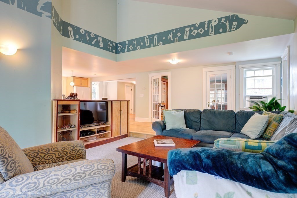 55 Shade Street Lexington, MA 02421 - Photo 14 of 41