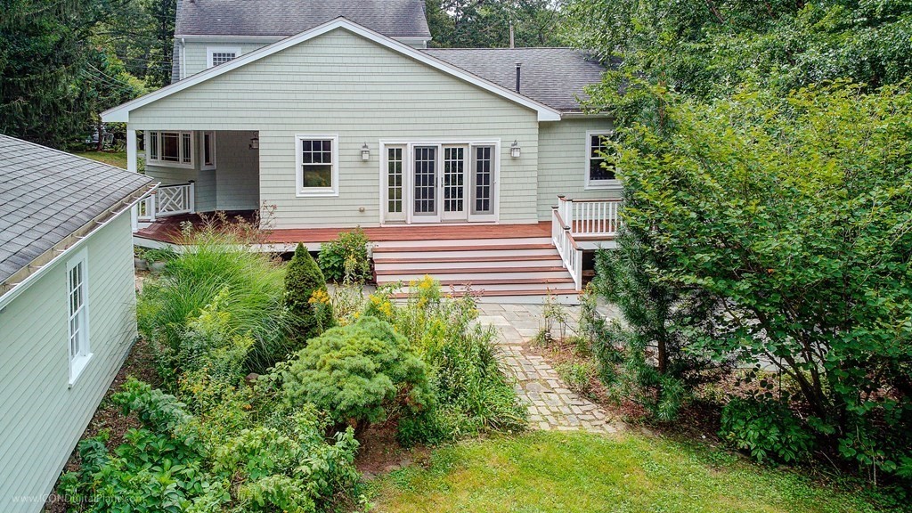 55 Shade Street Lexington, MA 02421 - Photo 38 of 41