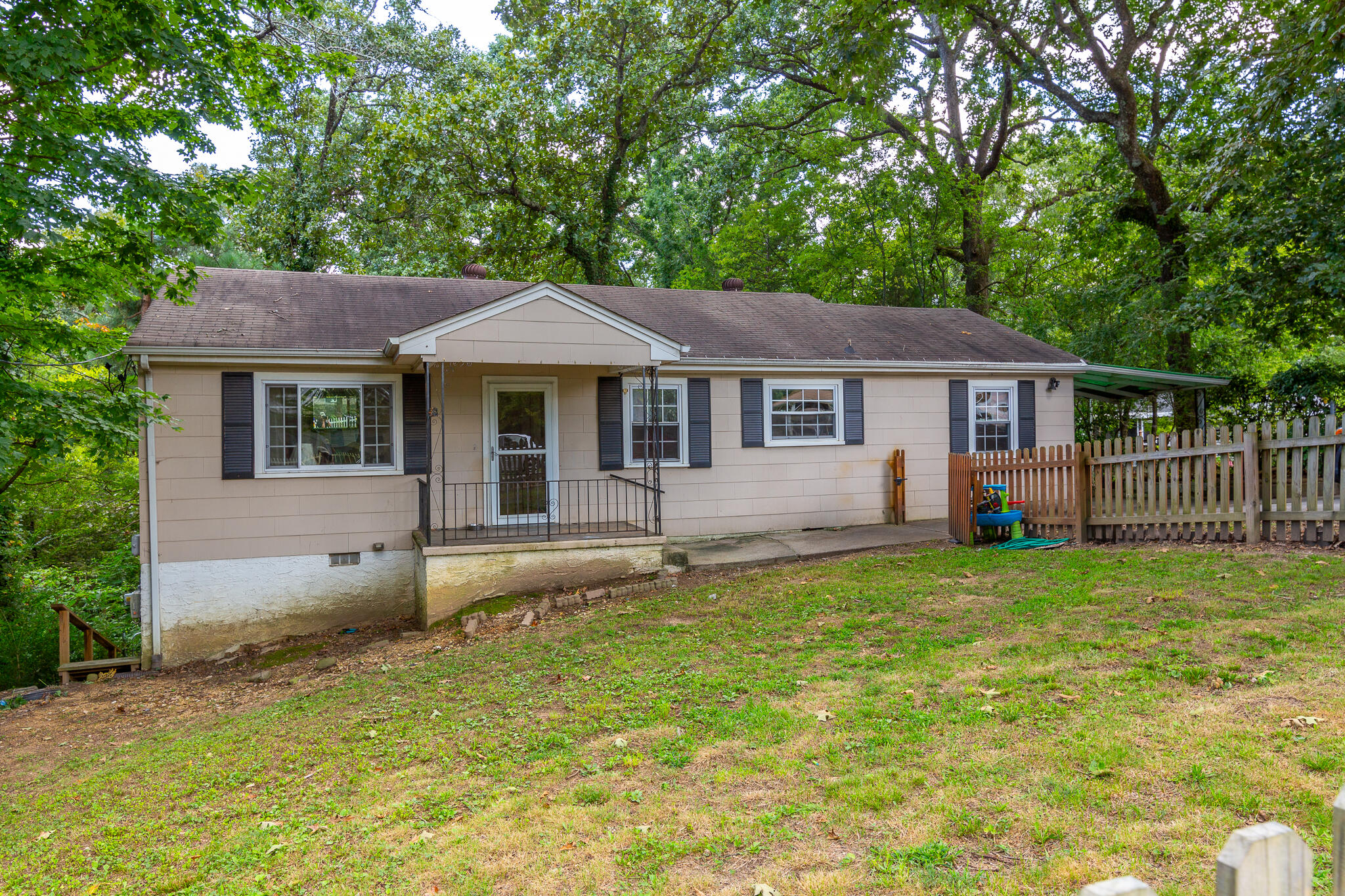 1414 Brenda Road Chattanooga, TN 37415 - Photo 1 of 20 1414 Brenda Rd-05