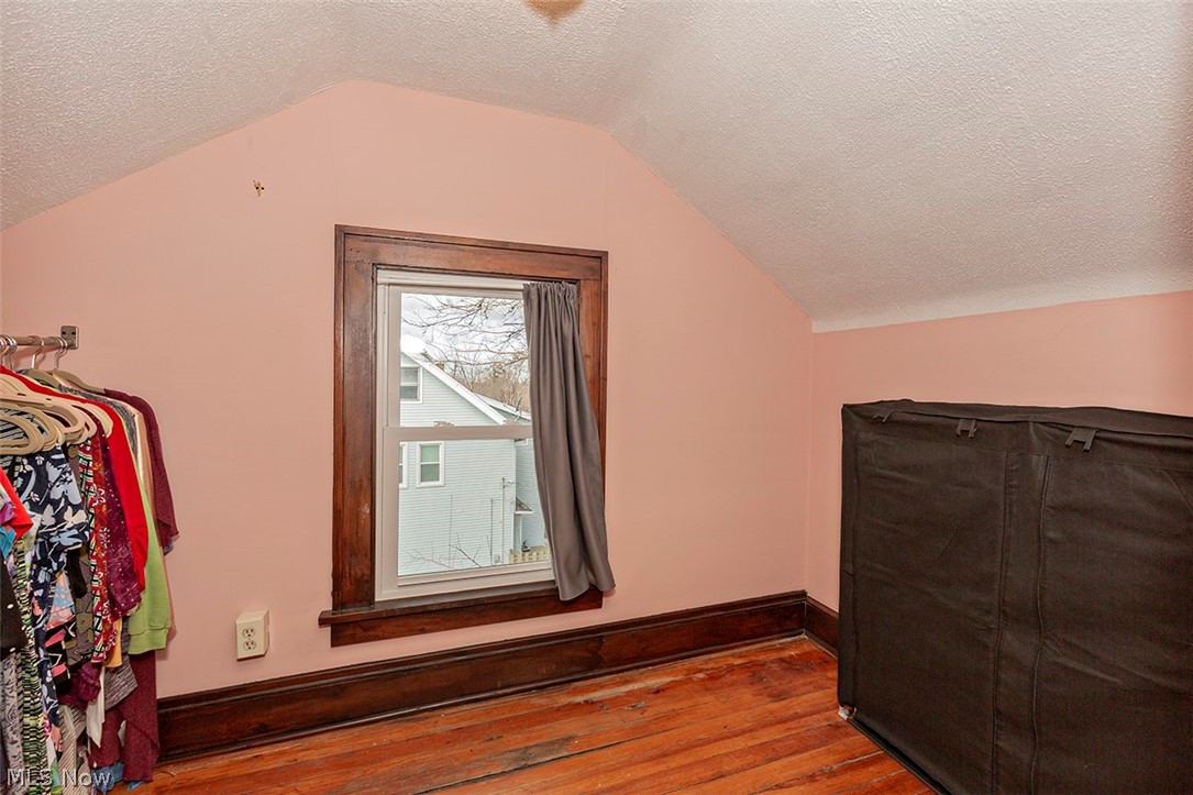 3361 Cedarbrook Road Cleveland, OH 44118 - Photo 22 of 32