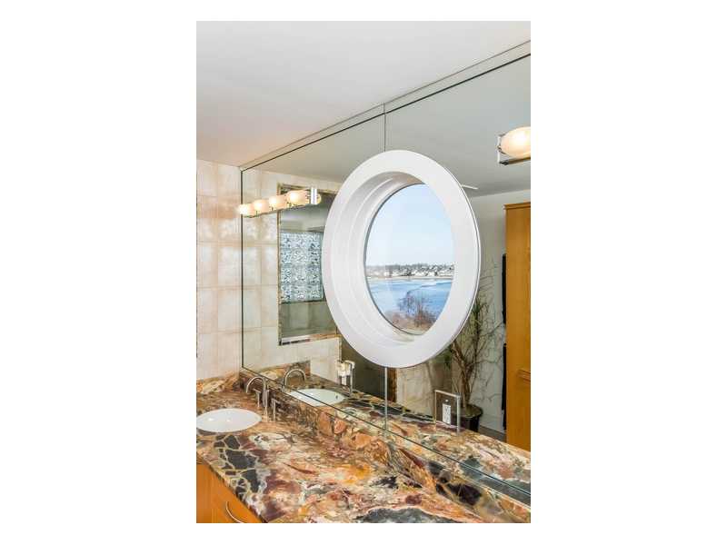 25 Browning Drive Narragansett, RI 02882 - Photo 12 of 25 Master Bath/Spa.