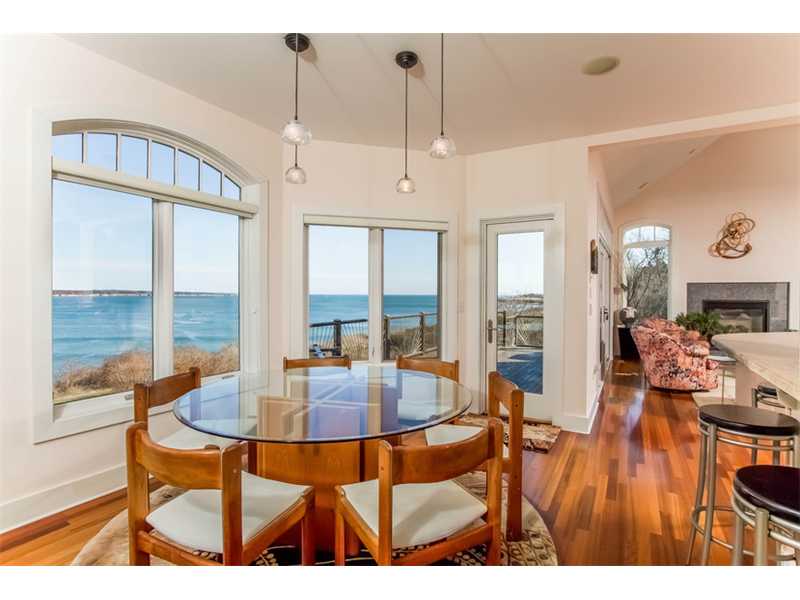 25 Browning Drive Narragansett, RI 02882 - Photo 3 of 25 Dining Area.