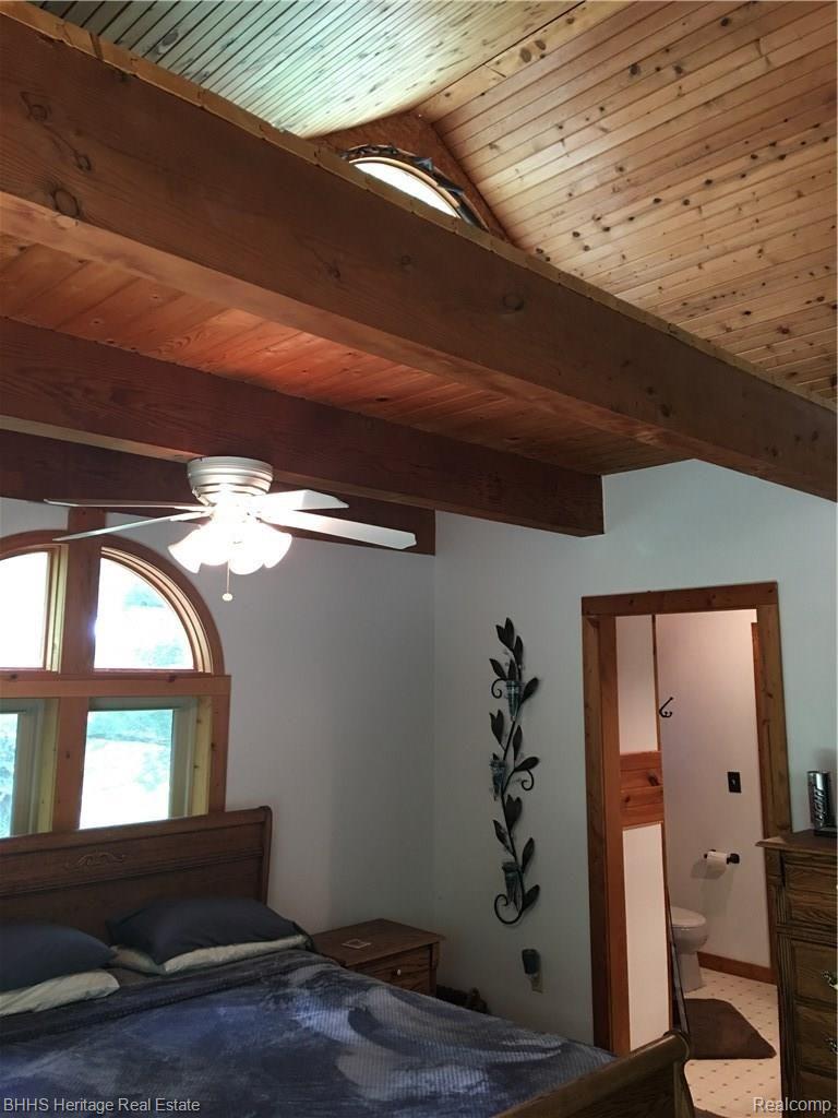 4535 West Allen Road Howell, MI 48855 - Photo 6 of 34 IMG_0928.JPG