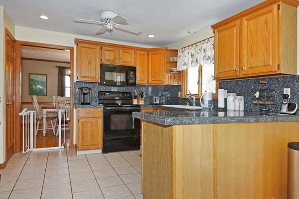 12 Bayberry Road Natick, MA 01760 - Photo 11 of 26
