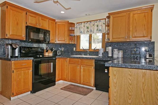 12 Bayberry Road Natick, MA 01760 - Photo 13 of 26