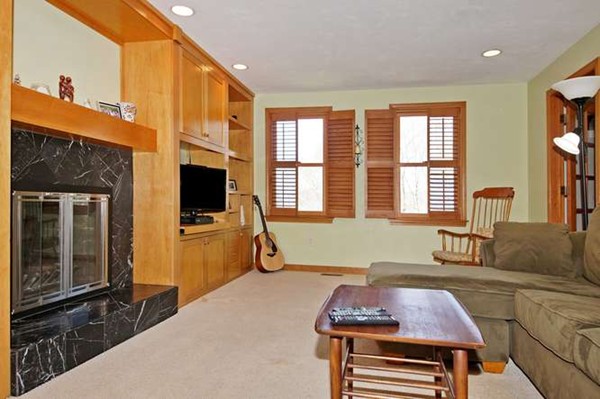 12 Bayberry Road Natick, MA 01760 - Photo 5 of 26