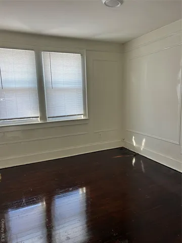 $3,000 | 139 Derby Street, Valley Stream, NY 11581