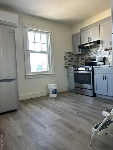 $3,000 | 139 Derby Street, Valley Stream, NY 11581