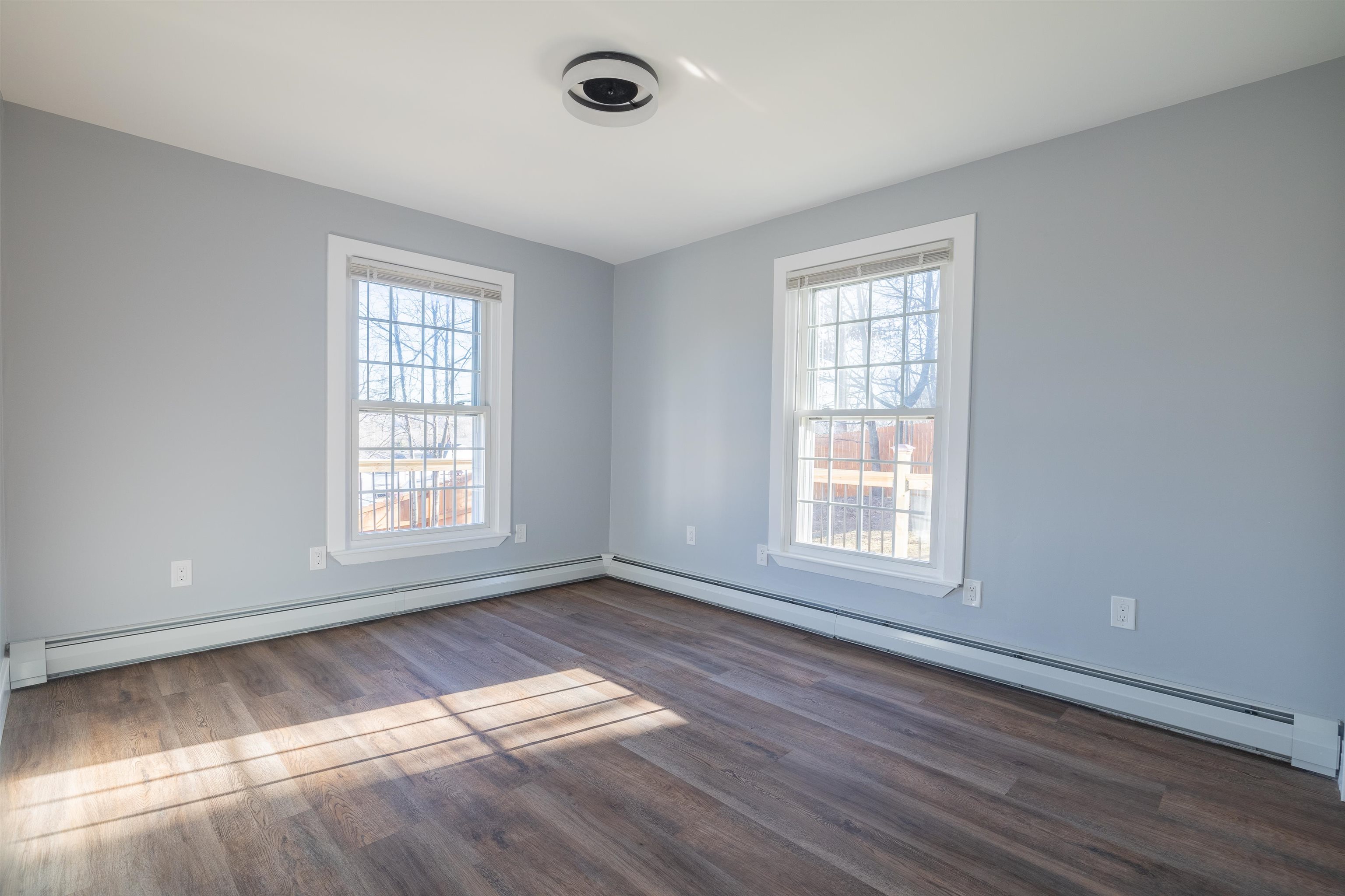 51 Roycraft Road Manchester, NH 03103 - Photo 3 of 34 Gallery Image 3